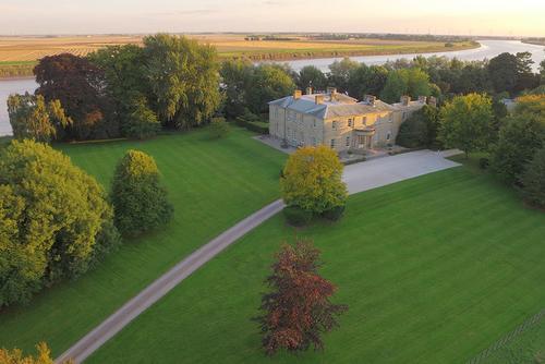 Saltmarshe Hall Exteriör bild