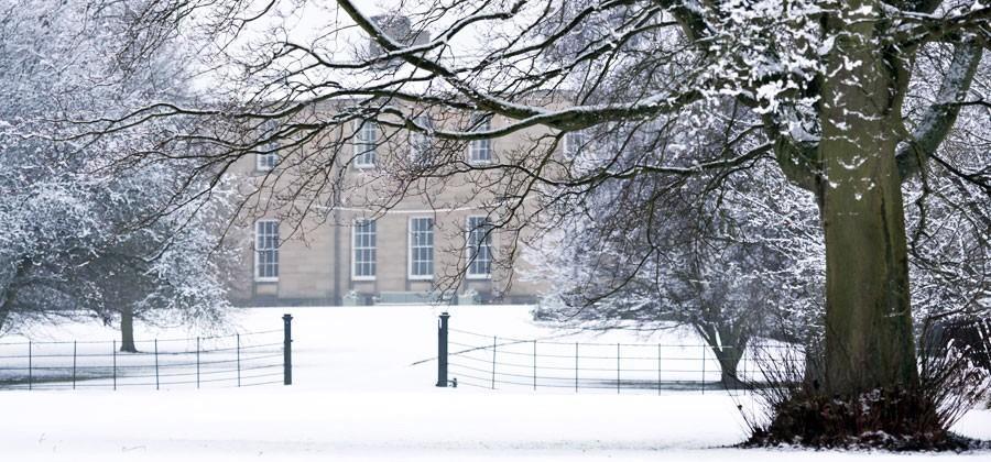 Saltmarshe Hall Exteriör bild